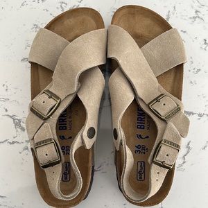 Never worn size 36 narrow. Soft footbed